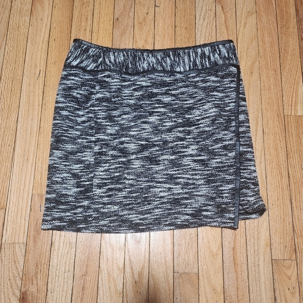 WHITE House Black Market Tweed Wrap Skirt
